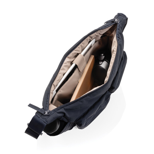 KENTO URBAN RCS recycled nylon padded crossover bag - Navy