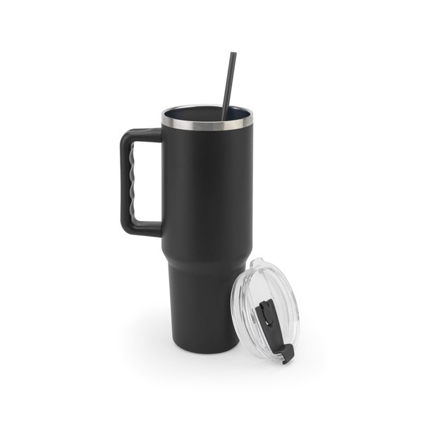 JOYNER XL. Veľký nerezový cestovný pohár (91% recyklovaný) s vákuovo izolovanou dvojitou stenou a matným povrchom 1300 mL - Čierna
