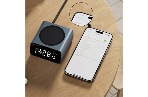 Chargeur sans fil Xoopar Reddi Charge PD avec horloge - Gris foncé