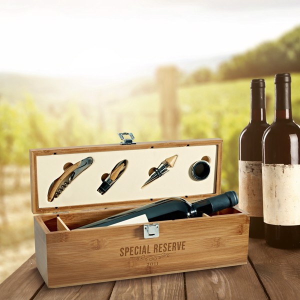 PS - SYRAH. Bamboo and zinc wine set