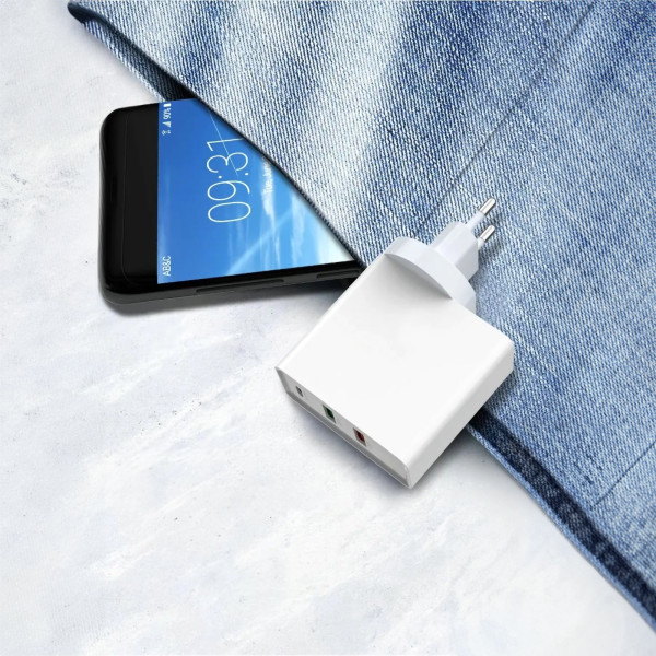TABI - CHARGEUR SECTEUR 32W UNIVERSEL - EU / US / UK / AUS