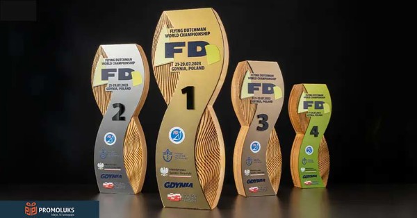 Trophies & Plakets - custom made