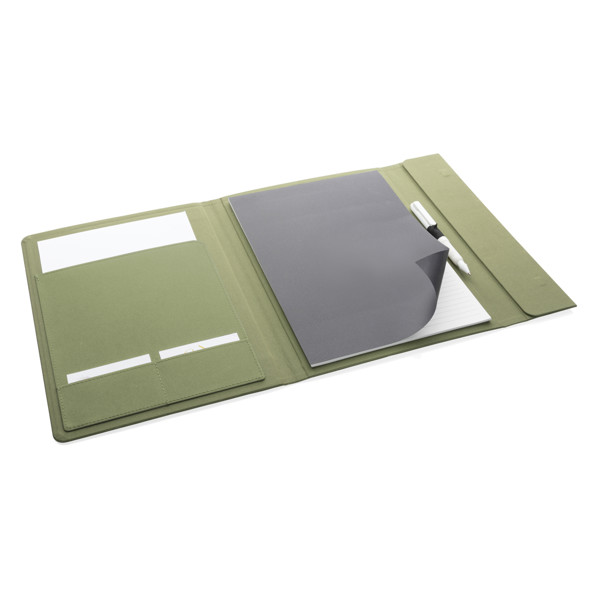 Impact Aware™ A4 portfolio with magnetic closure - Green