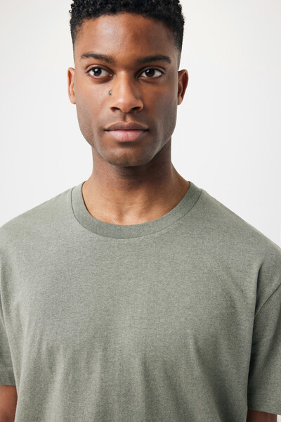 T-shirt coupe boxy en coton recyclé IQONIQ Teide - Heather Green / L