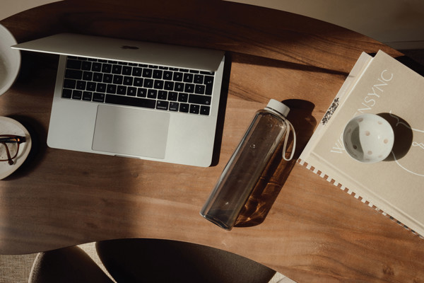 Láhev VINGA Arch 500 ml z RCS RPET - Průhledné