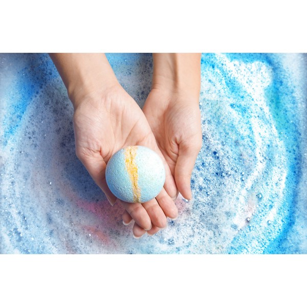 Bath Bombs Kit III. Brinquedo didático fornecido com saco de oferta em papel kraft (115 g/m²)