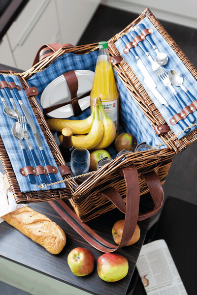 Willow picnic basket for 4 persons SUMMERTIME