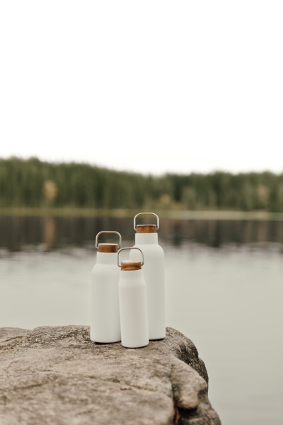 Vinga Ciro vakuumska steklenica, 800 ml, reciklirano jeklo - Bela