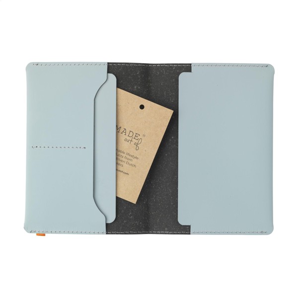 Recycled Leather Passport Holder étui à passeport - Noir