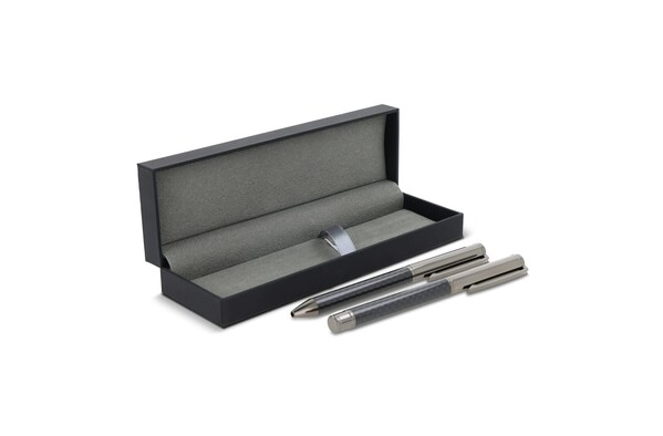 Metal ball pen and roller ball pen set in gift box