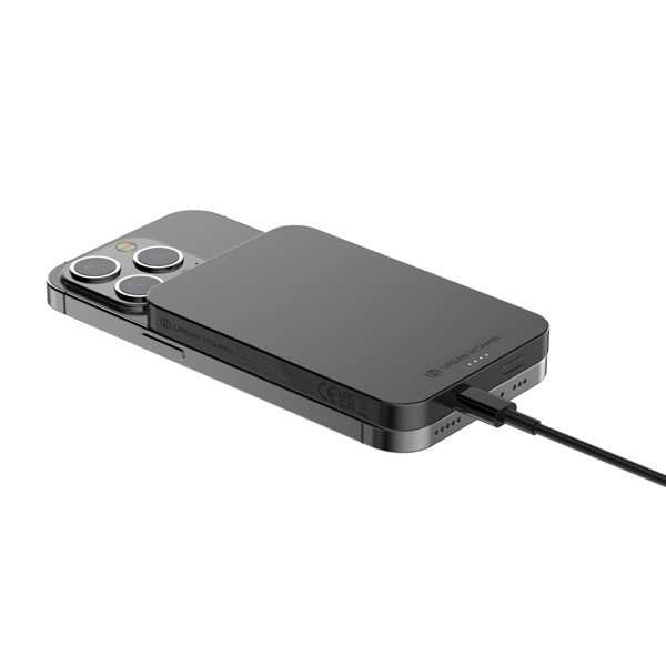 Powerbank 5000mAh en plastique/alu RCS UrbanVitamin Richmond - Noir