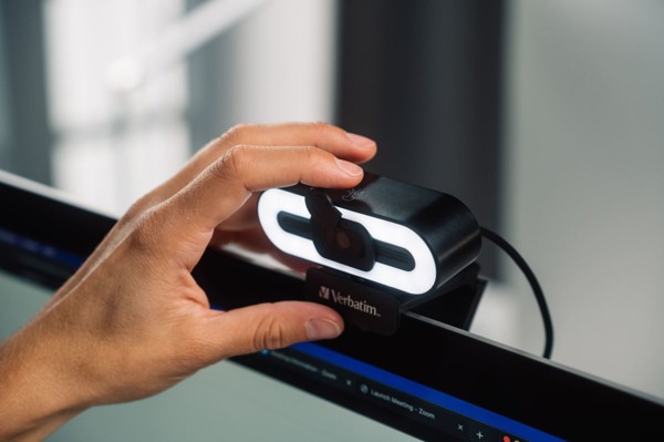 Verbatim USB webkamera s mikrofónom a osvetlením