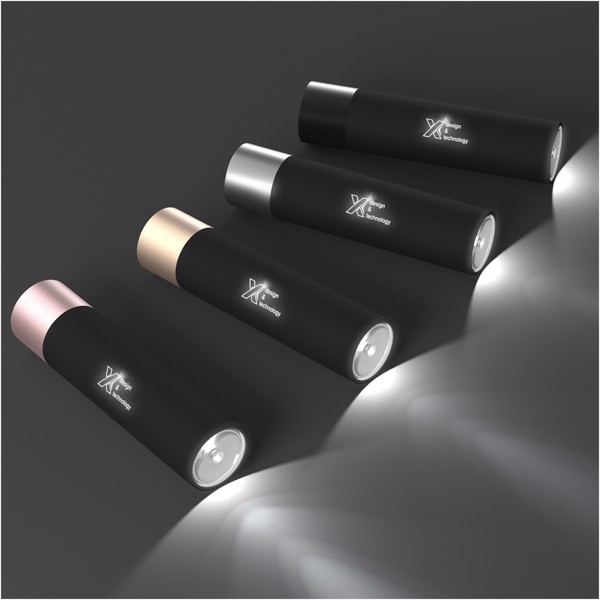 Torcia luminosa SCX.design F10 da 2.500 mAh - Argento / Bianco