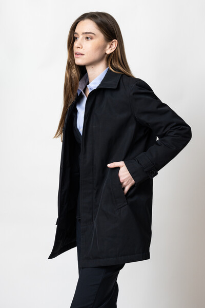 The Carcoat Woman Black XL