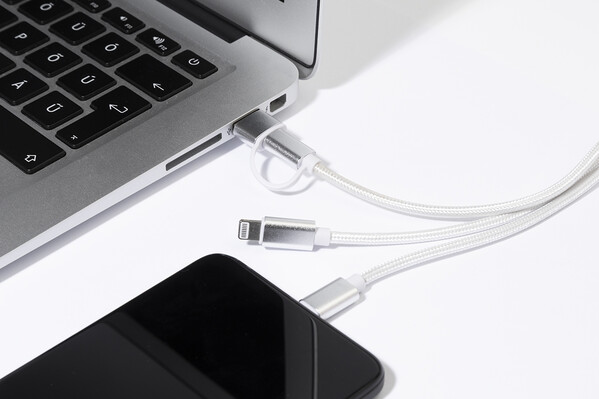 USB-Ladekabel mit Schlüsselanhänger Rafob - Silber