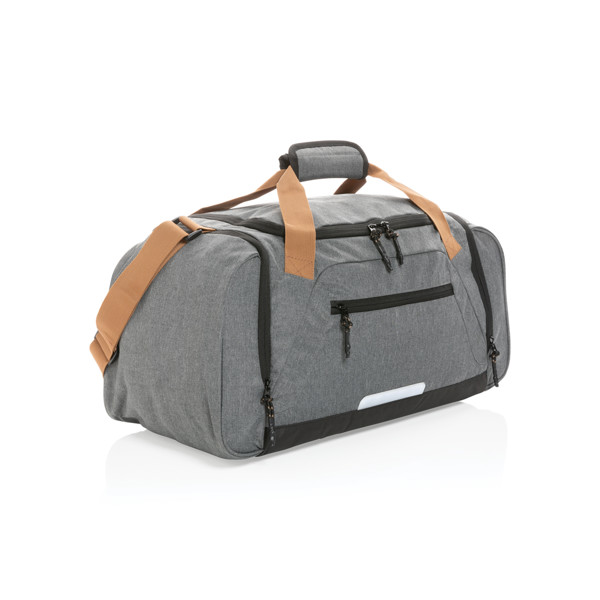 Vikend torba Impact AWARE, 55×26×25 cm, rPET - Siva