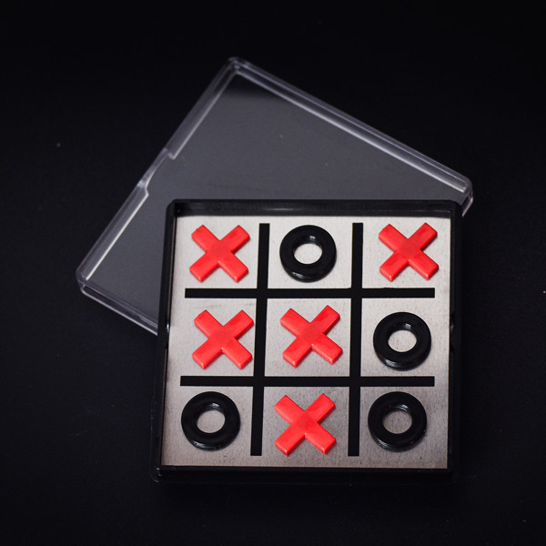 Magnetic tic tac toe game