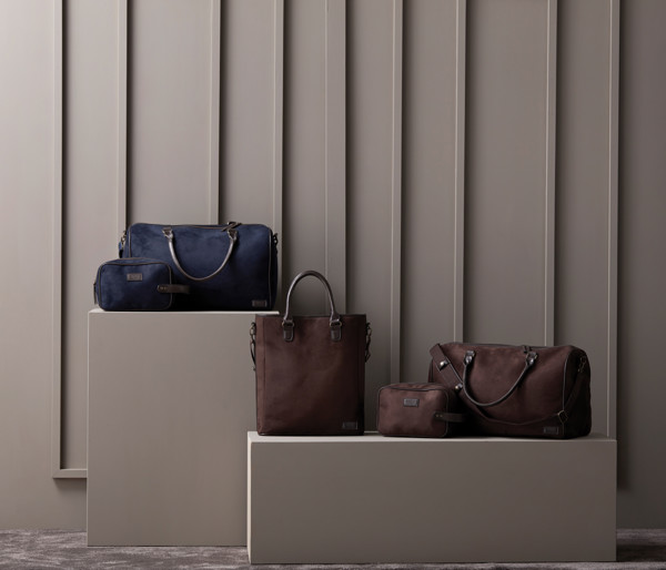 Vinga Hunton washbag polyester, 260x180x100 mm - Brown