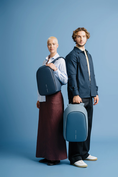 Majhen nahrbtnik XD Design Bobby Hero, USB, 13,3" prenosnik - Svetlo modra / črna