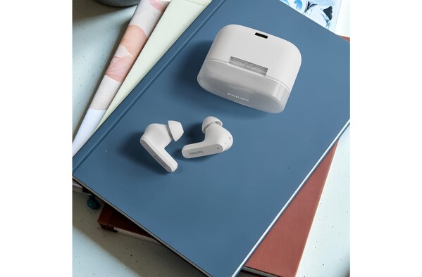 TAT2000 | Philips Wireless In-Ear Earbuds - White