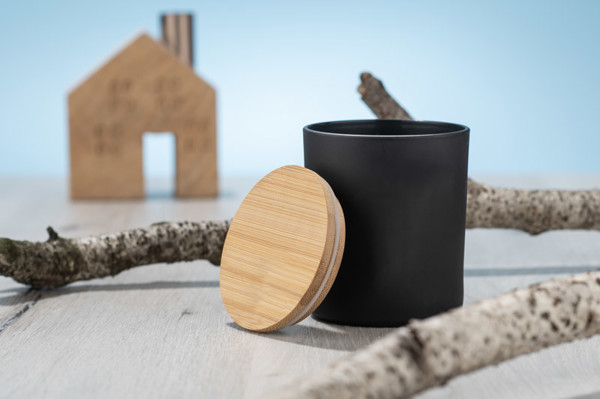 Soybean wax candle 220g - Norwegian Woods (Christmas tree)  - VERA YOUNG