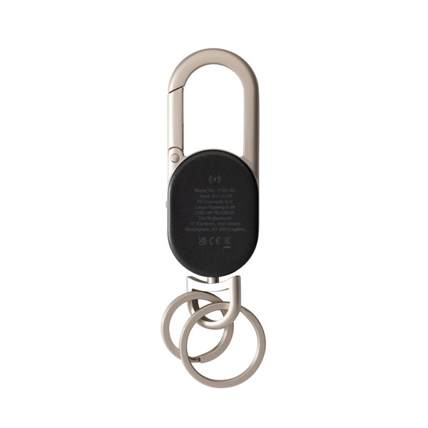 Keyfinder keychain with worldwide locating and USB C