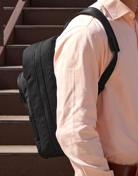 Airside Cross Body Bag - Natural Stone / ONE SIZE