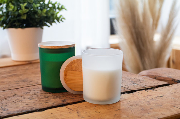 Candle Daizu XL, Vanilla - White