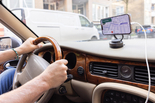 Terra 360 RCS recycled plastic universal phone holder