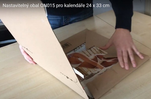 Nastavitelný lepenkový obal pro 3 rozměry
