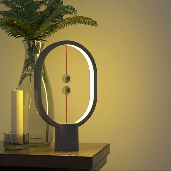 Stolní LED lampa - WHITE