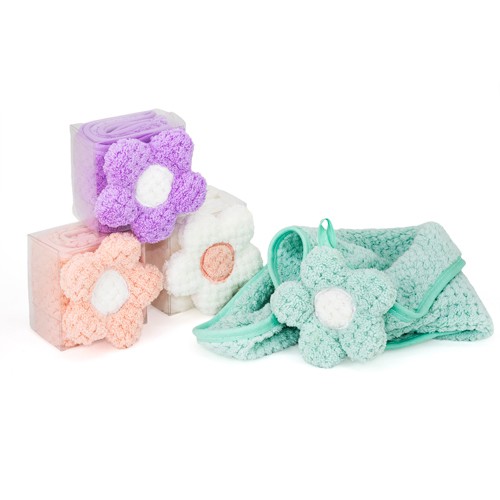 SET OF 12 TOWELS WITH FLORAL DESIGN “PRIMAVERA”