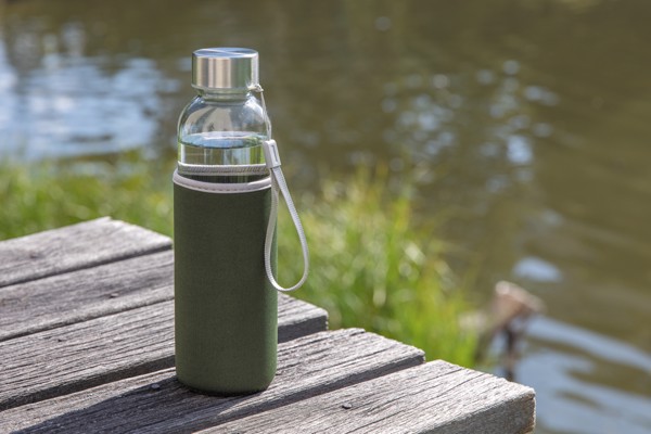 Glass bottle with neoprene sleeve - Green