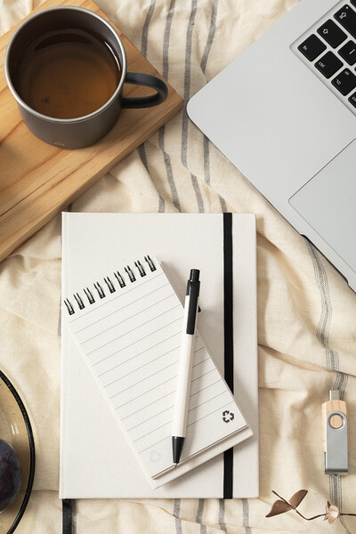 Blok Z Krabice Od Mlieka Relact Note - Black