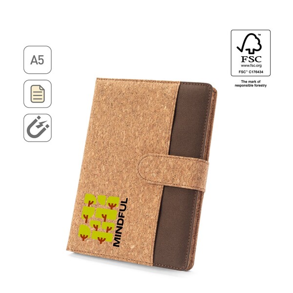 FIELDING. A5 folder in cork and recycled polyester (100% rPET) with removable notebook