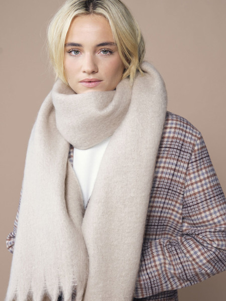 Fluffy Scarf - Natural Stone