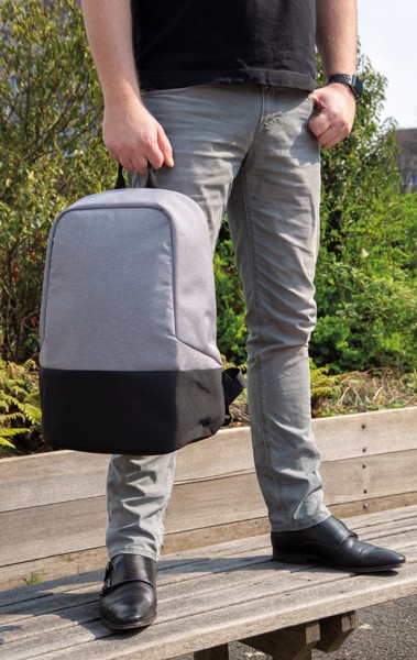 XD Collection proti kraji nahrbtnik 15 in, RFID varen - Siva / črna