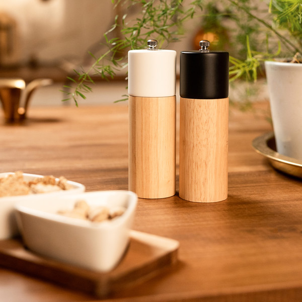 Kaalee Salt and peppers grinders - Mix