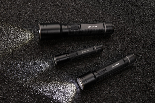 GearX torch 10W, 800 lumen, 2000 mAh battery