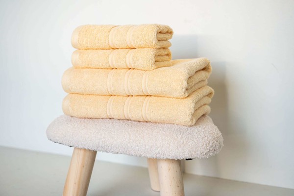 Premium Cotton Bamboo Towel - White / 70X140