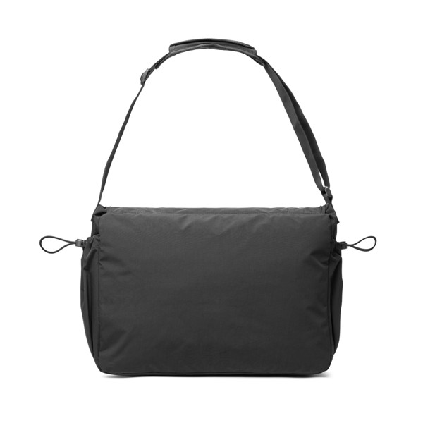 KENTO URBAN RCS recycled nylon 15.6 inch Messenger - Black