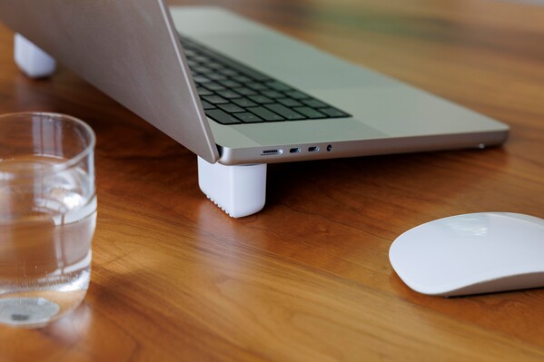 Laptop stand Bloqo | Recycled - white
