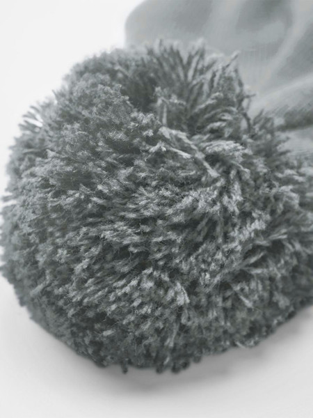 Appliqué Patch Pom Beanie - Ash / White