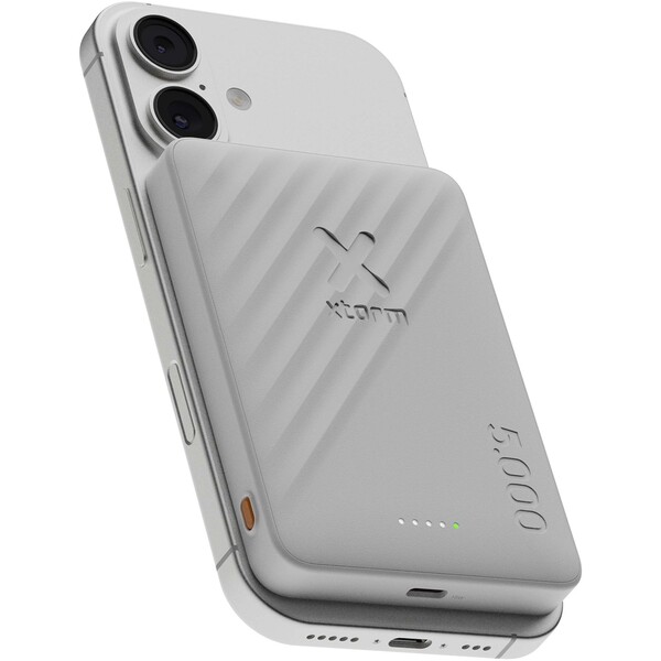 Xtorm Go2 15W 5000 mAh wireless power bank - White