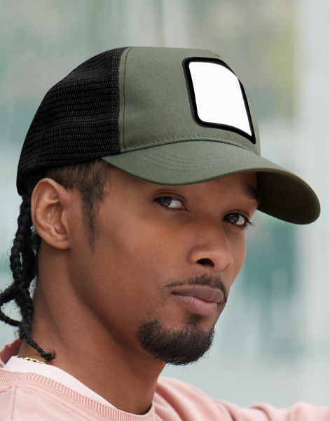 Appliqué Patch 5 Panel Trucker - Black / Stone / ONE SIZE