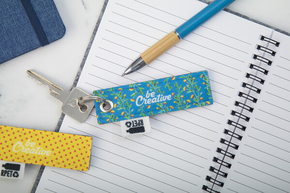 Custom Keyring CreaFelt Key A