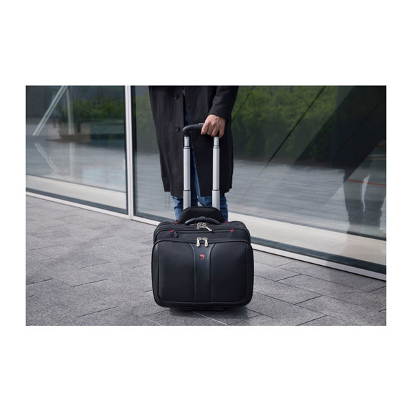 PATRIOT 17" 2pc Rolling Case