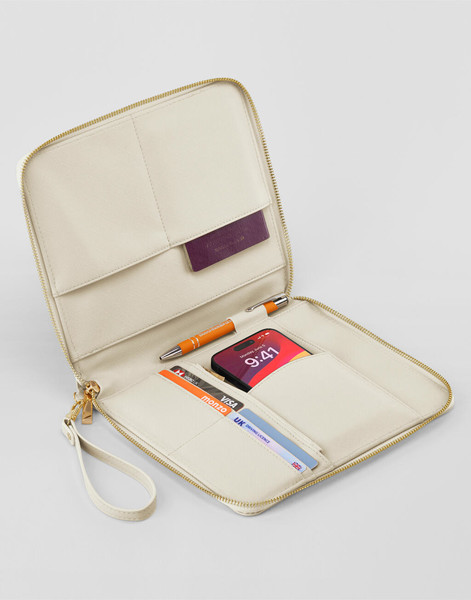 Boutique Travel / Tech Organiser - Oyster / ONE SIZE