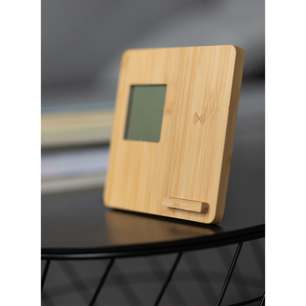 Hixon weather station with wireless charger - Beige