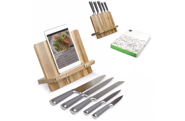Cooking book standard with 5 knives